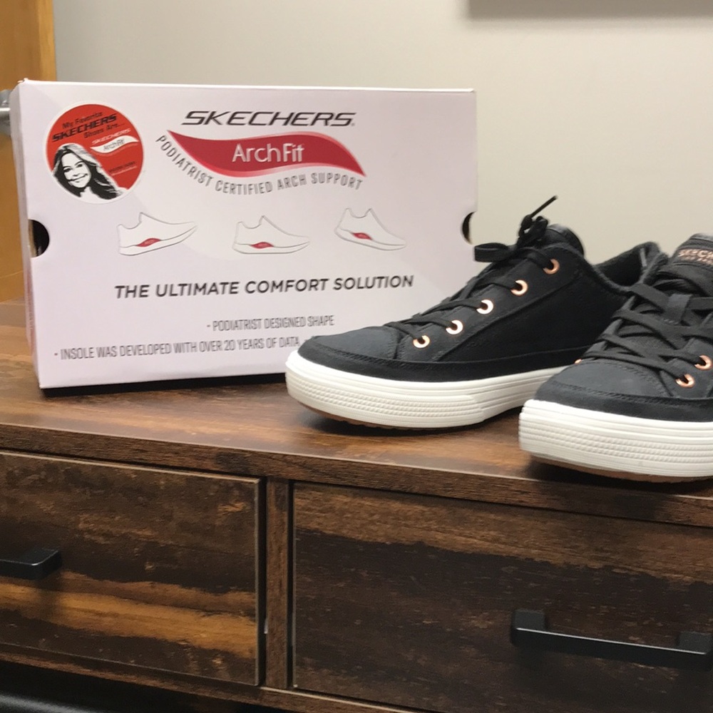 Skechers ArchFit Sneaker - Picture 7 of 7